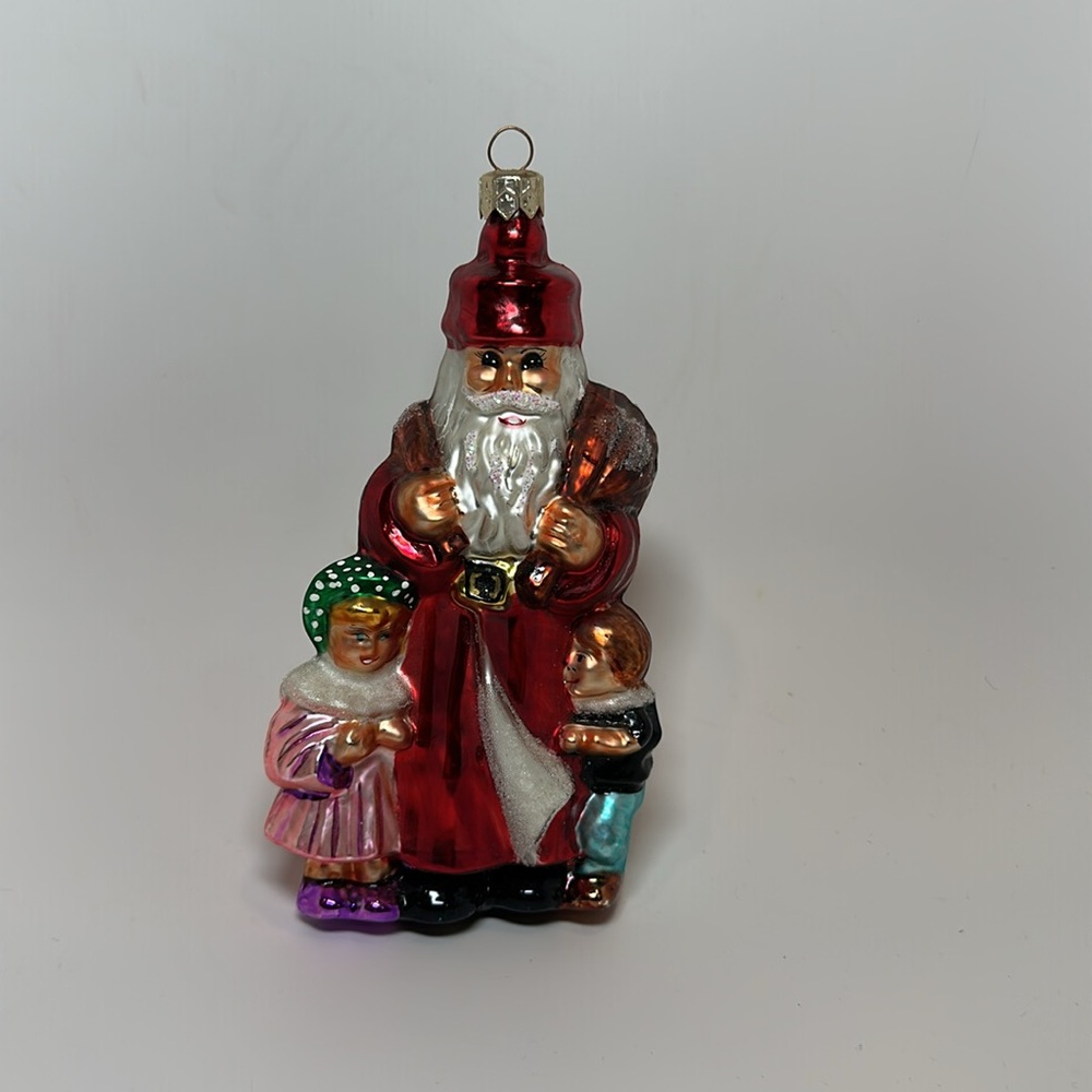 Christopher Radko Company 5.50in Gather Round, Glass, Ornament Santa Christmas - Picture 10 of 11